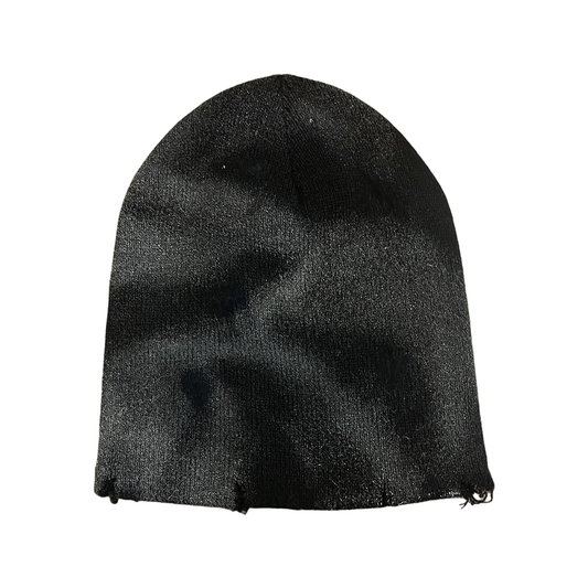 BLACK FROST DISTRESSED BEANIE